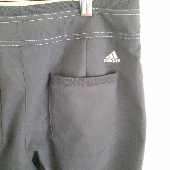 2/$35 Sale Climalite ADIDAS athletic/hiking cropped pants. Like New Sz 6  Bl/Gry - Picture 6 of 12